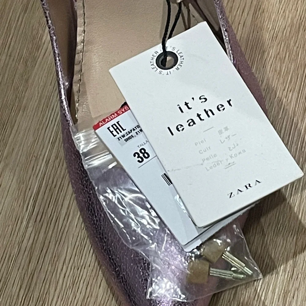 Metallic Pink Pumps - Picture 4 of 4
